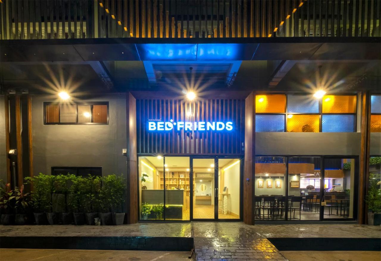 Хостел Bed Friends Poshtel Чианграй Экстерьер фото